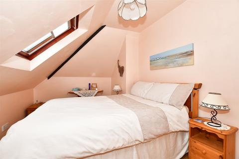 16 Alexandra Road, Capel Le Ferne, Folkestone, CT18 7LD