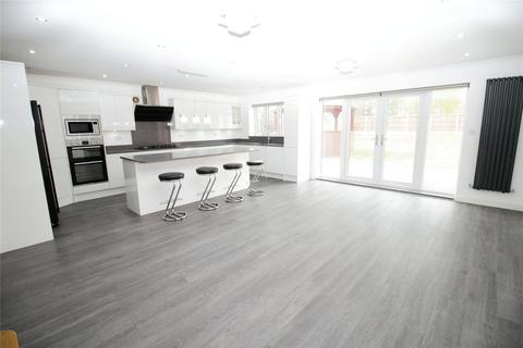 6 bedroom detached house to rent, Wingletye Lane,, Hornchurch, Essex, RM11