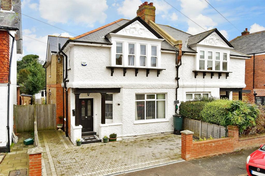 Grange Road, Deal, Kent 3 bed semidetached house for sale £700,000