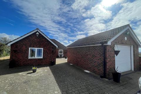 2 bedroom detached bungalow for sale - Back Lane, Pilsley, Chesterfield