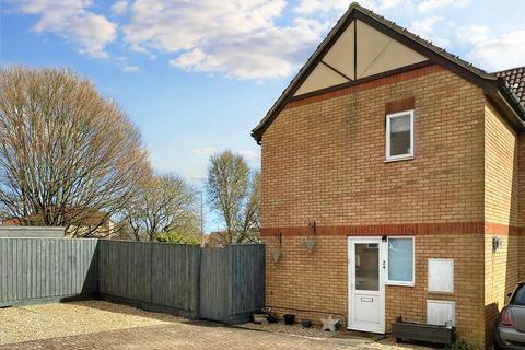 2 bedroom end of terrace house for sale - Camden Close, Swindon, Wiltshire, SN5