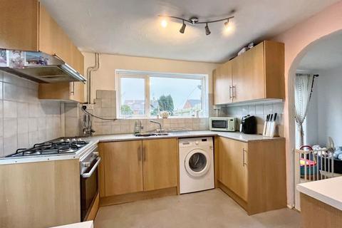 18 Bryn Golau, Bridgend, CF31 4DD