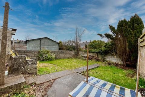 18 Bryn Golau, Bridgend, CF31 4DD