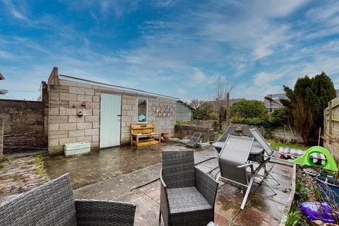 18 Bryn Golau, Bridgend, CF31 4DD