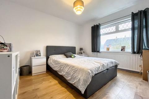 18 Bryn Golau, Bridgend, CF31 4DD