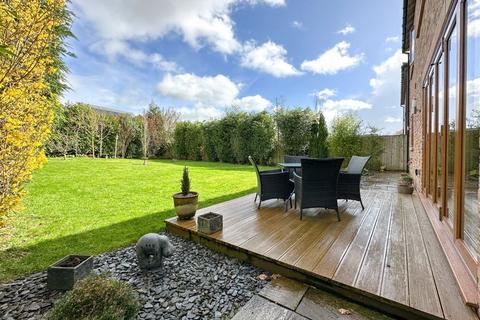 6 Chelford Road, Somerford, Congleton, CW12 4QD