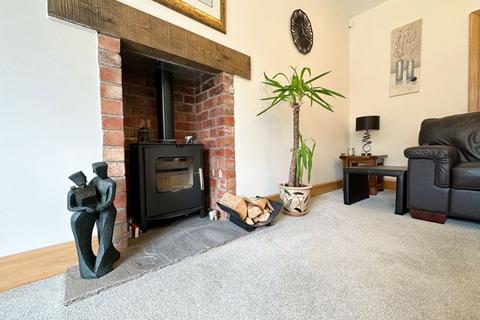 6 Chelford Road, Somerford, Congleton, CW12 4QD