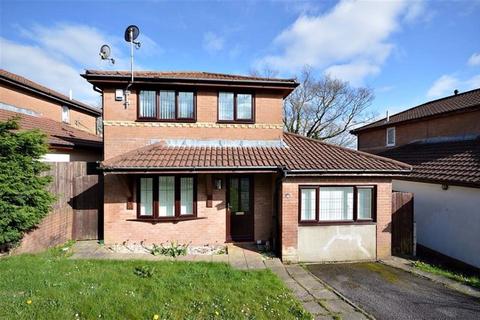 3 bedroom detached house for sale - Oaklands View, Cwmbran
