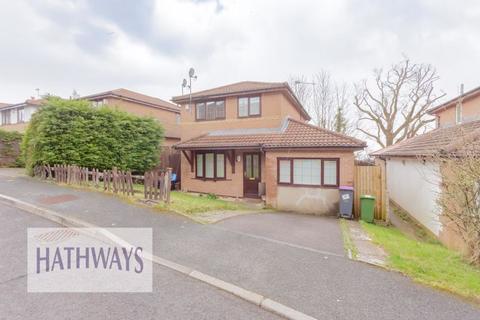 3 bedroom detached house for sale - Oaklands View, Cwmbran