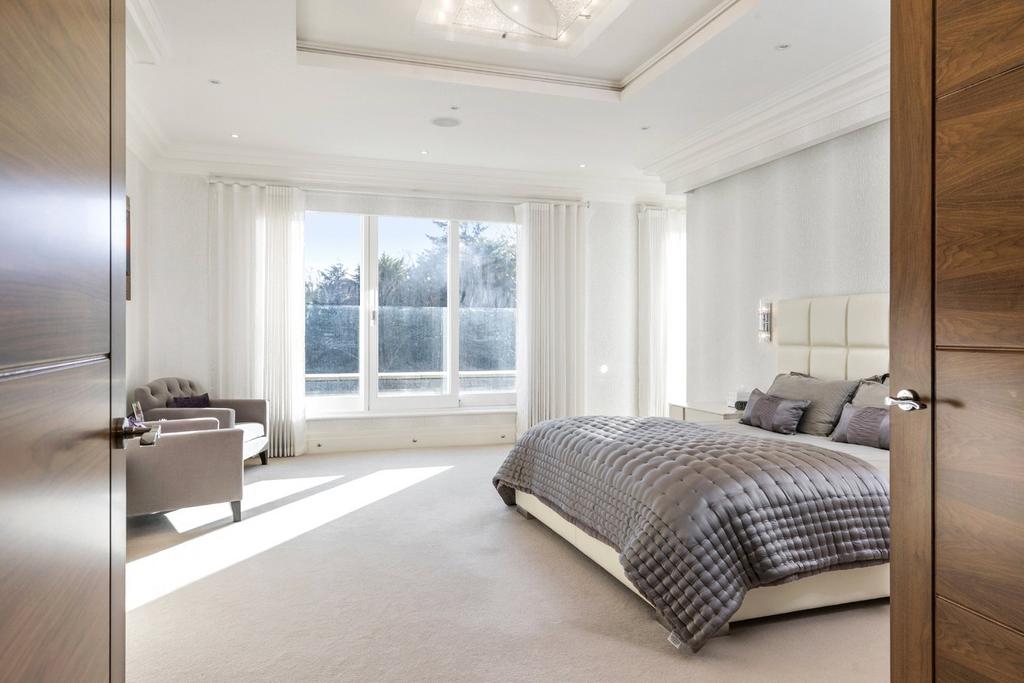 Prinipal Bedroom