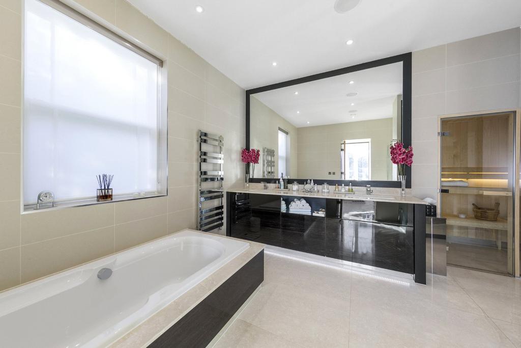 Principal Ensuite
