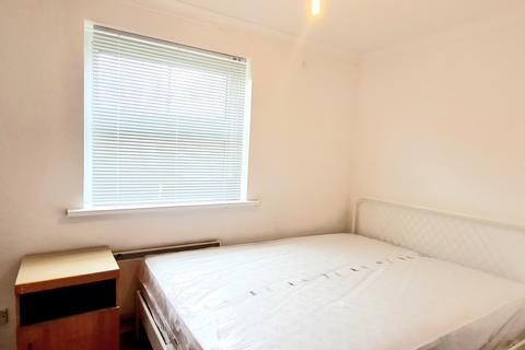 1 bedroom apartment to rent - Maple Close,