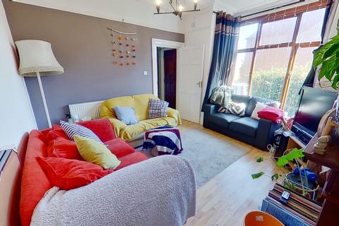 3 bedroom house to rent, Trelawn Terrace, Headingley