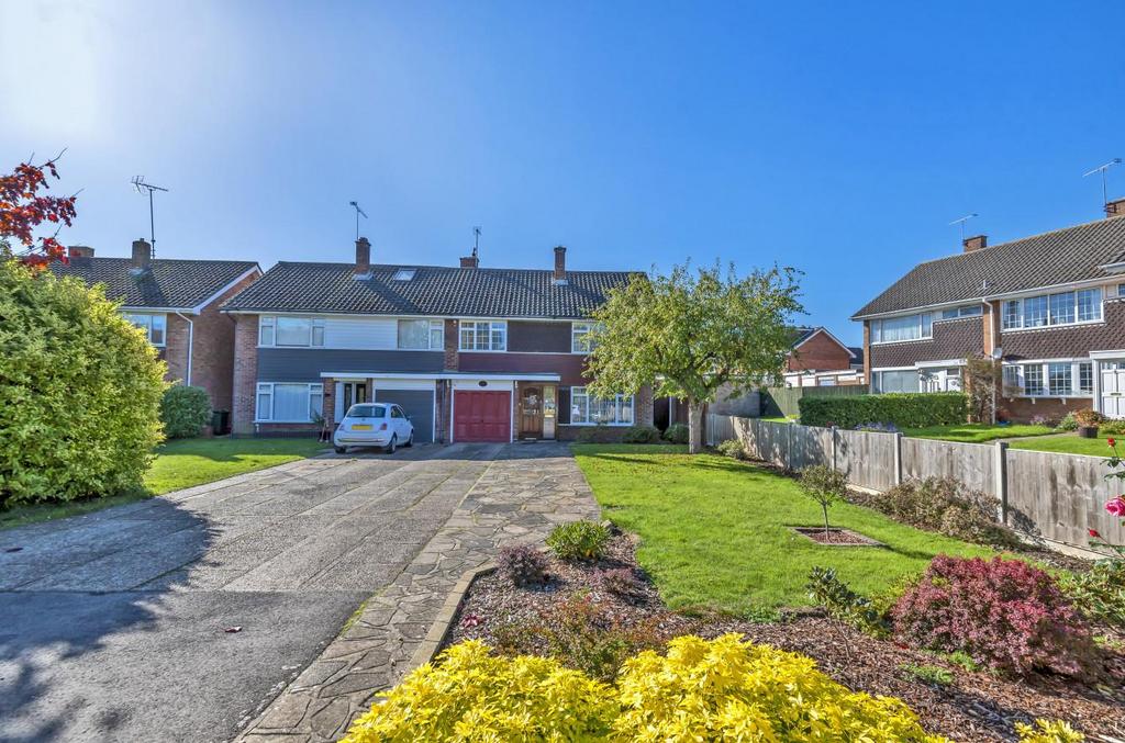 The Furlongs, Ingatestone 3 bed semidetached house for sale £675,000