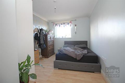 2 bedroom flat to rent - Mill Court, Harlow