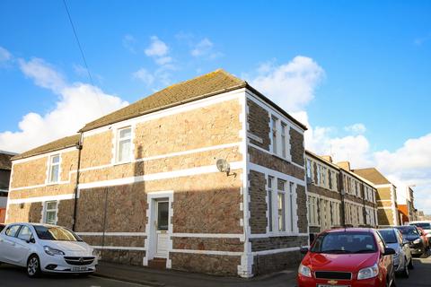 4 bedroom end of terrace house to rent, Whitchurch Place, Cathays, Cardiff, CF24