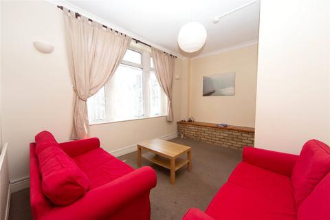 4 bedroom end of terrace house to rent, Whitchurch Place, Cathays, Cardiff, CF24