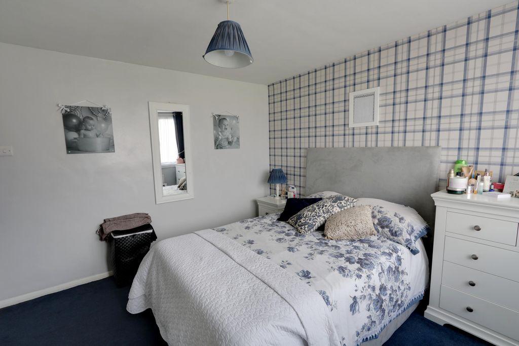 Bedroom 1 (Double)