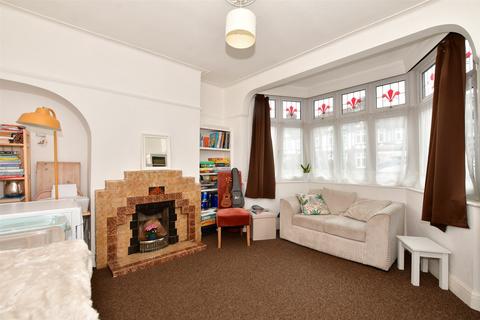 3 bedroom terraced house for sale, Eccleston Crescent, Romford, Essex