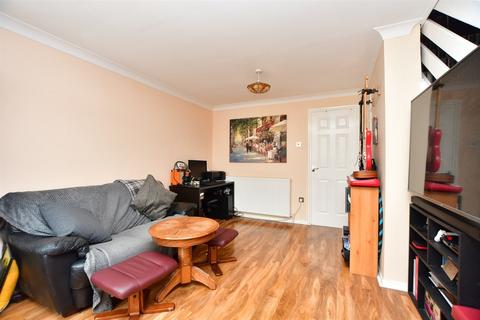 13 Wildman Close, Gillingham, ME8 9SL