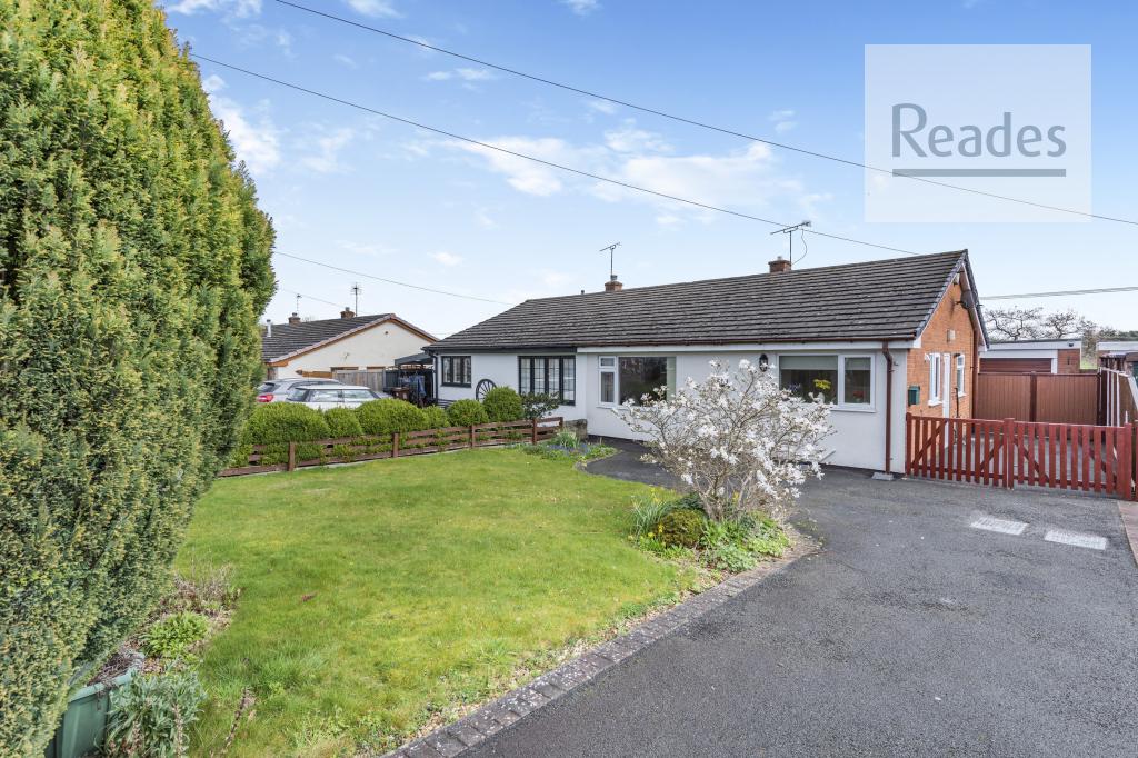 Raewood Avenue, Hawarden CH5 3 2 bed semidetached bungalow for sale