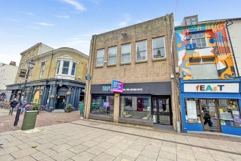 Retail property (high street) to rent, 6 Warwick Street, Worthing, BN11 3DL