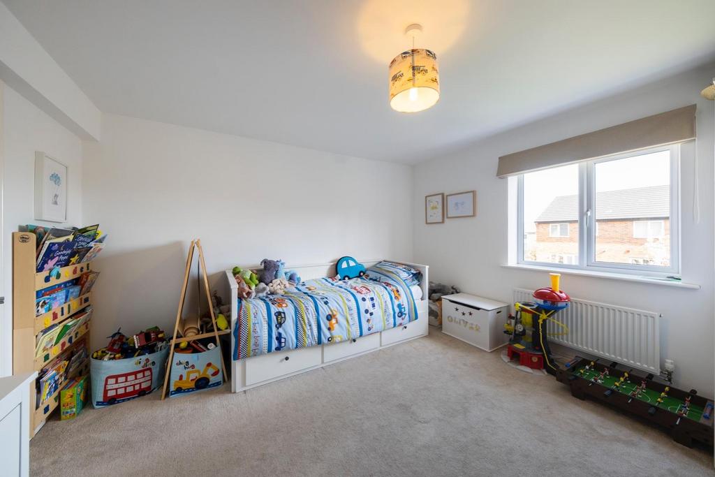 24 Gibson Close-014.JPG