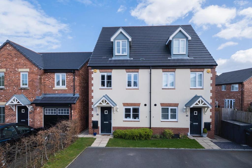 24 Gibson Close-030.JPG