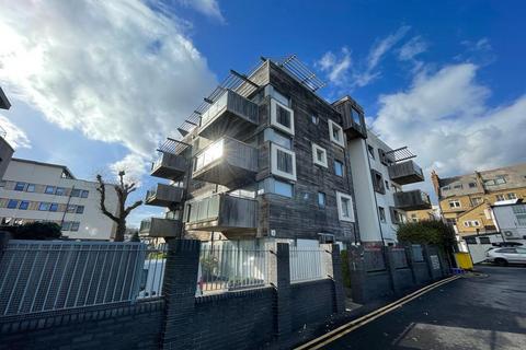 2 bedroom flat to rent - Plaza Royal Mews, Royal Mews, Southend On Sea