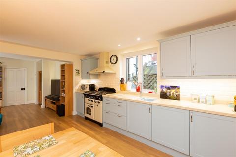 4 bedroom detached house for sale, 24 Porthill Gardens, Shrewsbury  SY3 8SQ