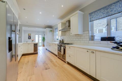 19 Springrice Road, London, SE13 6HS