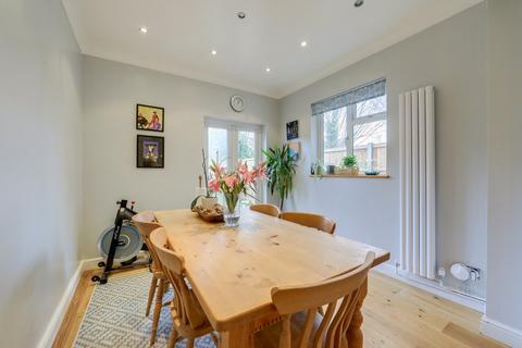 19 Springrice Road, London, SE13 6HS