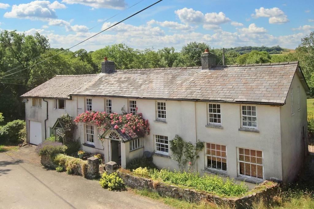 Franksbridge, Llandrindod Wells, LD1 5 bed detached house for sale £