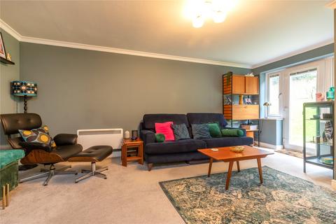 2 bedroom apartment for sale - Masefield Gardens, Crowthorne, Berkshire, RG45