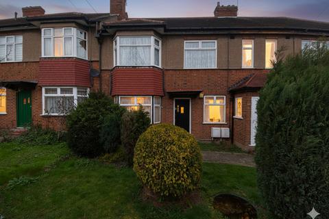 2 bedroom maisonette to rent, Orchid Road, London, N14
