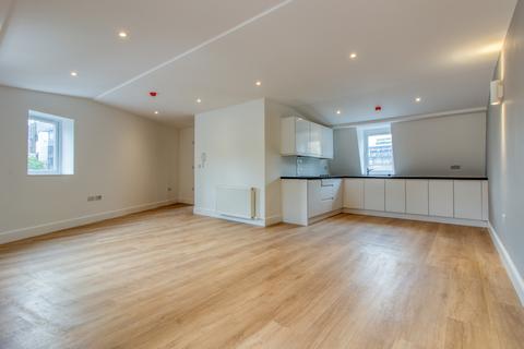 Studio to rent, Swinton Street, London WC1X