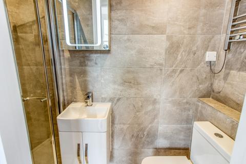 Studio to rent, Swinton Street, London WC1X