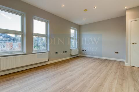 2 bedroom flat to rent, Selsdon Road, London SE27