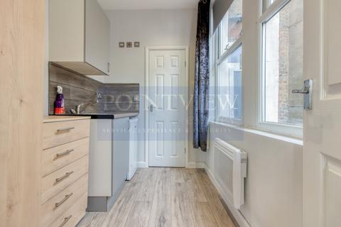 undefined, London Road, Westcliff-On-Sea SS0