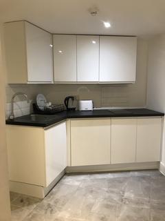 Studio to rent, Swinton Street, London WC1X
