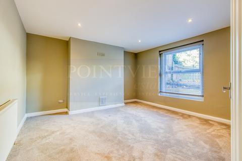 2 bedroom flat to rent, Lambert Road, London SW2