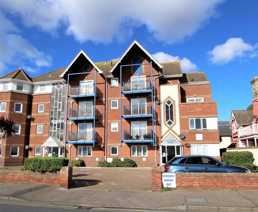 5557 Marine Parade East, Clacton On Sea 1 bed apartment £675 pcm (£