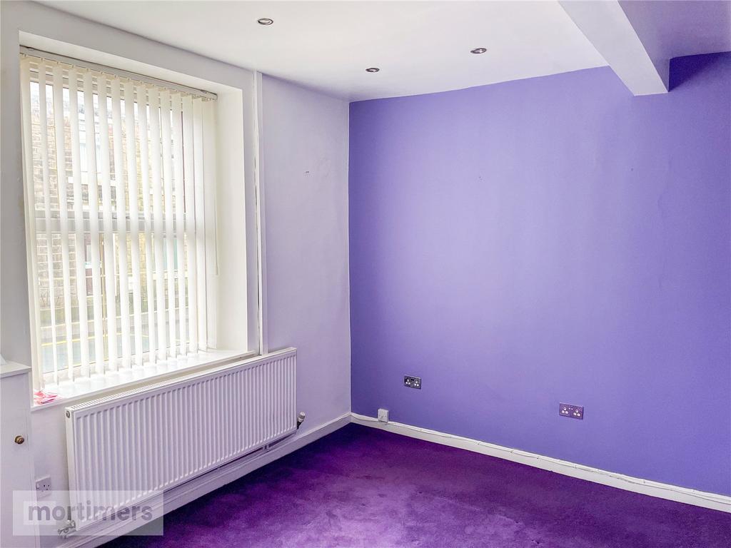Manchester Road, Accrington, Lancashire, BB5 4 bed terraced house for