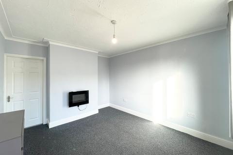 2 bedroom terraced house to rent, Roderick Street, Leeds, UK, LS12