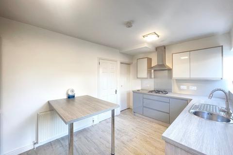 2 bedroom terraced house to rent, Roderick Street, Leeds, UK, LS12