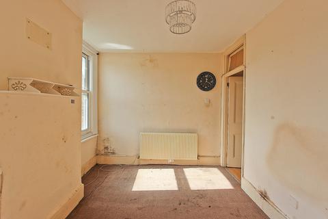98c Windsor Road, London, E7 0RB