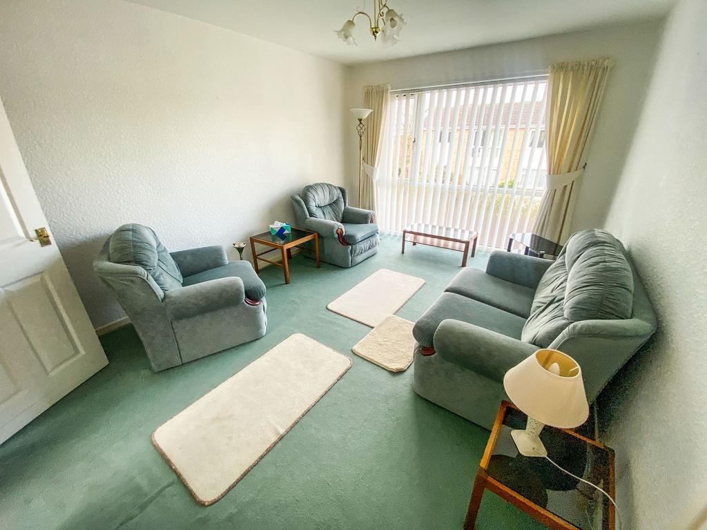 Lowther Square, Cramlington... 2 bed flat £40,000