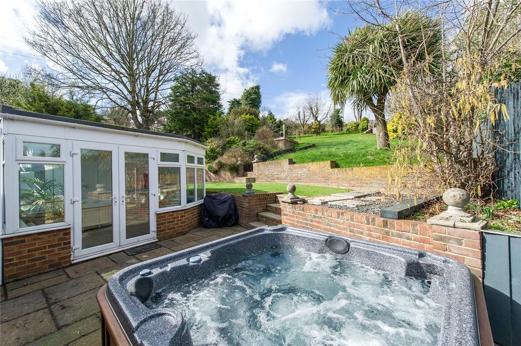 Patio / Hot Tub