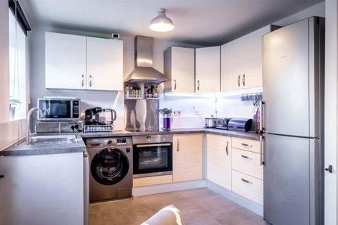 4 bedroom townhouse for sale - Marlington Drive, Huddersfield, West Yorkshire, HD2