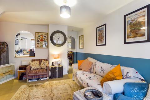 26 Campbell Close, Buckingham, MK18 7HP